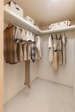 アーバネックス堺筋本町の収納