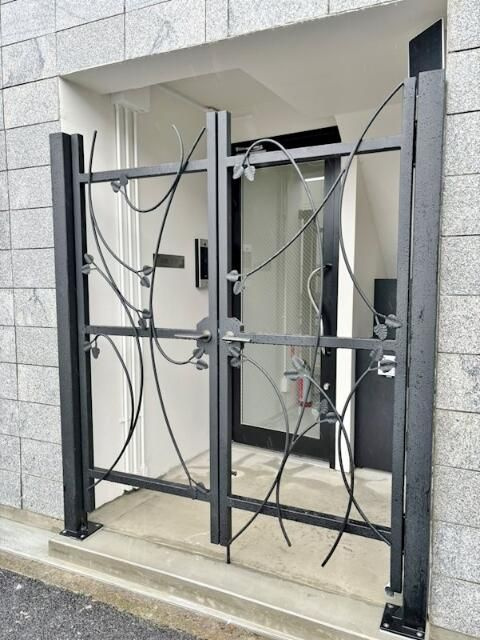 ＲＥＭＵ千川のエントランス