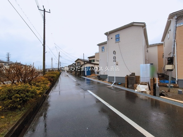 久喜栗原第2　新築一戸建て　01　リーブルガーデンの前面道路含む現地写真|2026/2/17　撮影