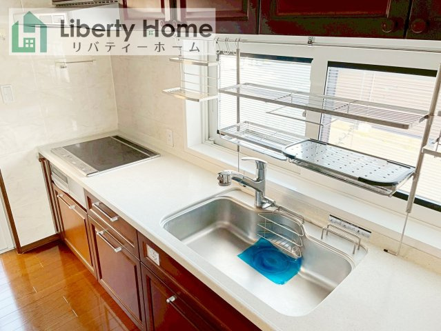 牛久市中央1丁目　中古戸建のキッチン