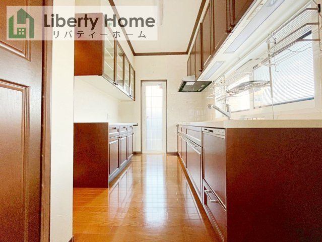 牛久市中央1丁目　中古戸建のキッチン