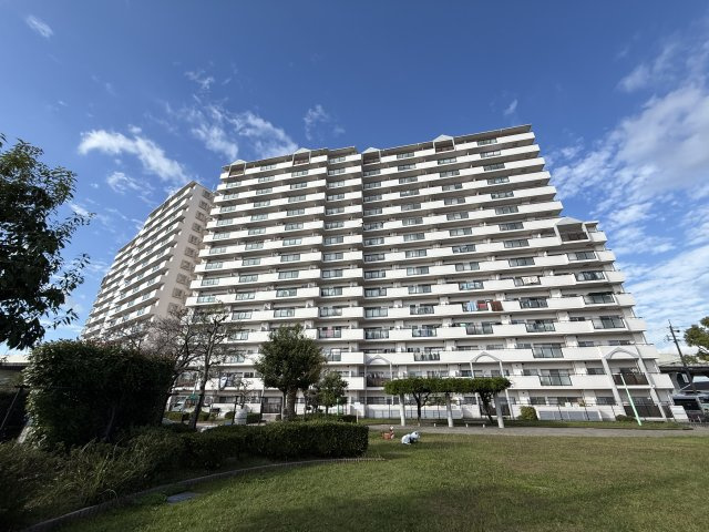 スペリオシティ泉北深井の外観