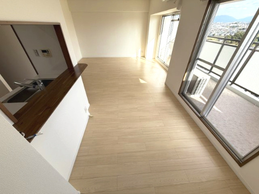 スペリオシティ泉北深井の居間・リビング