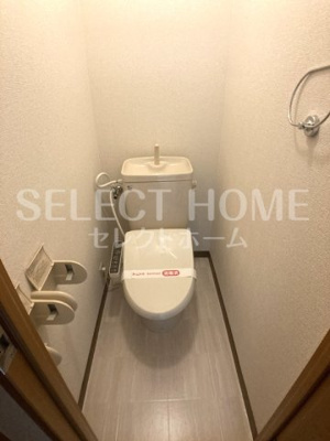 【トイレ】 | ガーデンヒルズN | 同型タイプ清潔感のあるトイレです