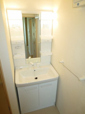 ＦｌａｇＳｈｉｐ福津Ａの独立洗面台