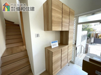 【玄関】 | 中古戸建　明石市松が丘１丁目