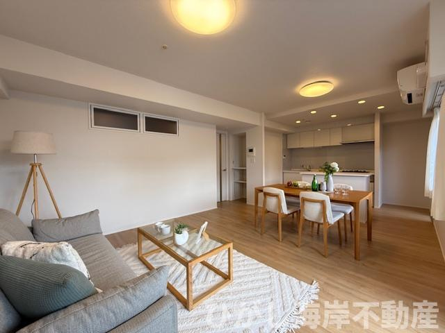 グラン・コート湘南茅ヶ崎の居間・リビング|新規リフォーム完了！　17.3帖　LDK