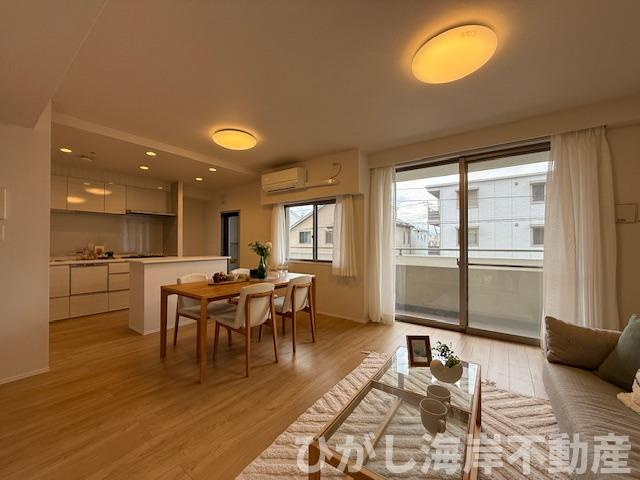 グラン・コート湘南茅ヶ崎の居間・リビング|新規リフォーム完了！　17.3帖　LDK