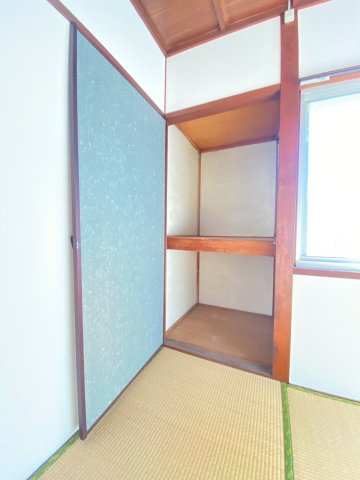 中穂積貸家の内装