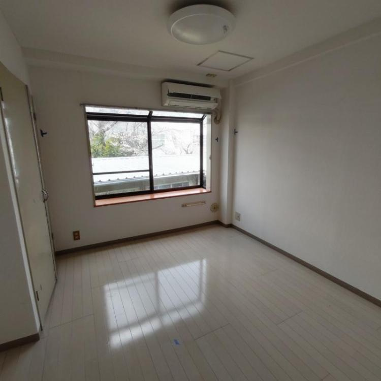 Grand Value 小日向(旧シャルム小日向)の居間・リビング