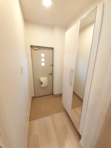 ウメミツハウス１の玄関