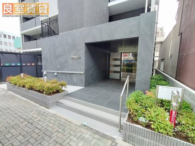【エントランス】 | GRANDUKE高辻