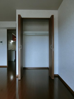 【収納】 | フェアリーコート博労町 | イメージ503号室の写真