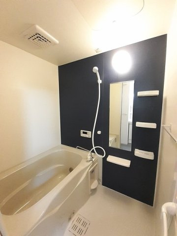 カレントレジデンス女池Ⅱの浴室