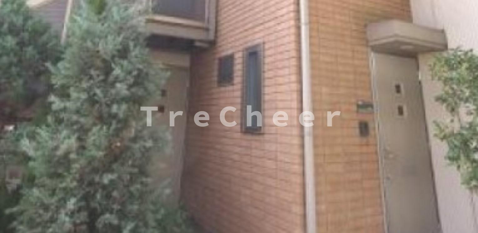 アドニスＫ(Adonis K)のエントランス