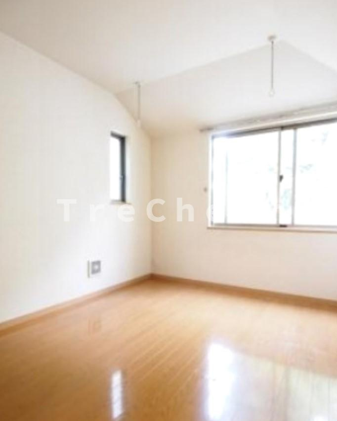 アドニスＫ(Adonis K)の居間・リビング