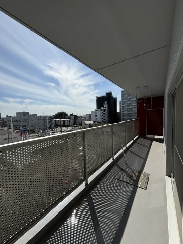 【バルコニー】