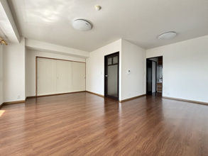 【居間・リビング】