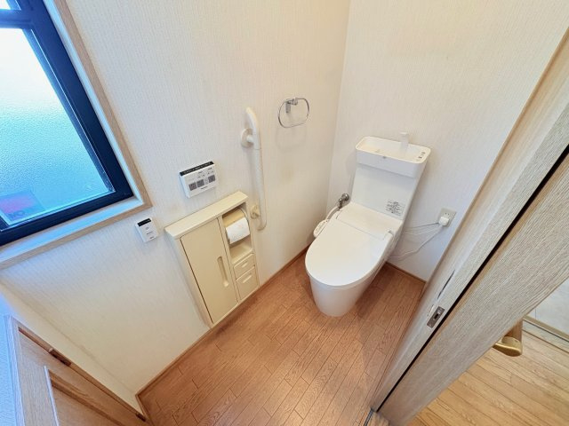 神戸市北区星和台1丁目戸建のトイレ