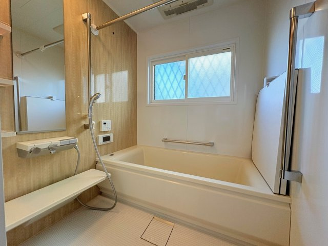 神戸市北区星和台1丁目戸建の浴室