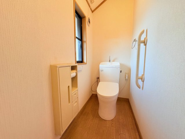 神戸市北区星和台1丁目戸建のトイレ