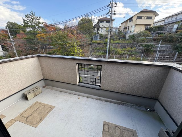 神戸市北区星和台1丁目戸建のバルコニー