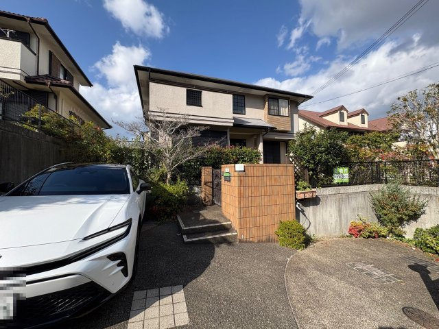 神戸市北区星和台1丁目戸建の外観