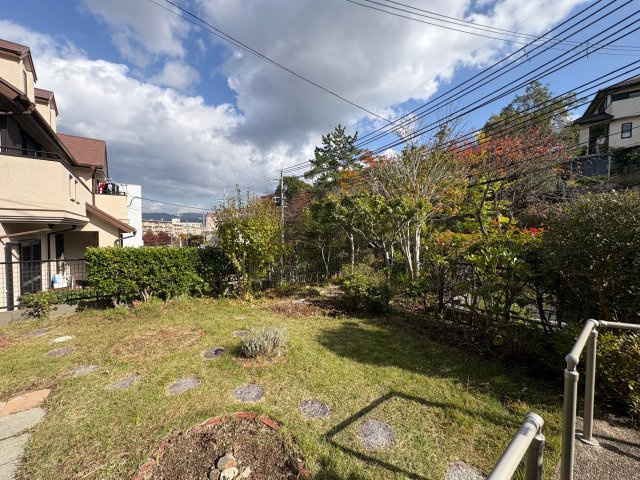 神戸市北区星和台1丁目戸建の庭