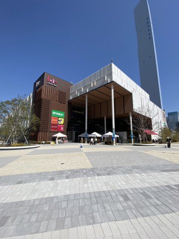 商業施設「ららテラスHARUMI FLAG」