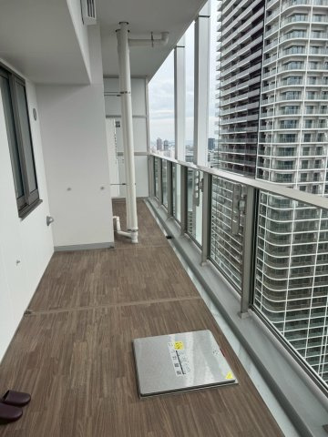 【バルコニー】