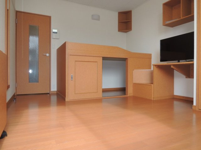 レオパレス藤の居間・リビング