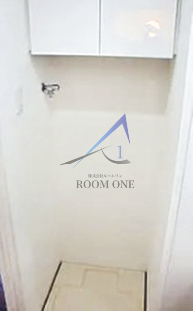 THE　PREMIUM　SUITE　新宿下落合の設備|洗濯機置き場です。