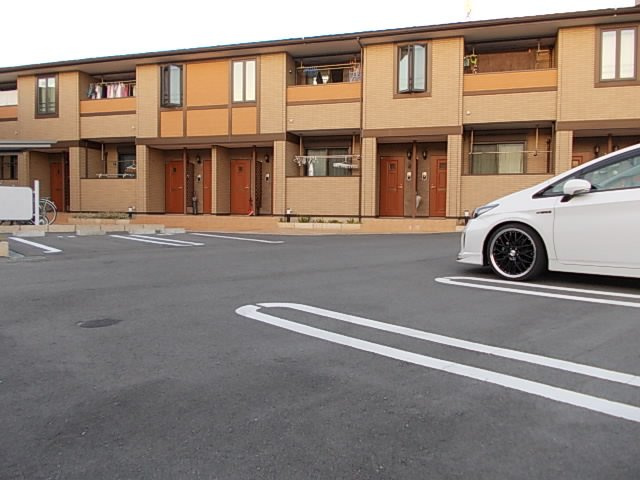 ベルアンジュの駐車場