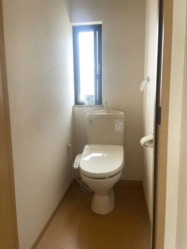 ユートピア今保Aのトイレ