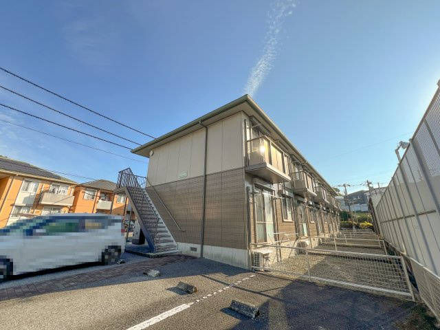 グレース ディアスの外観