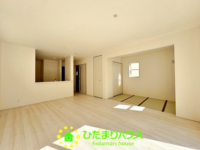 久喜栗原第2　新築一戸建て　03　リーブルガーデンの居間・リビング