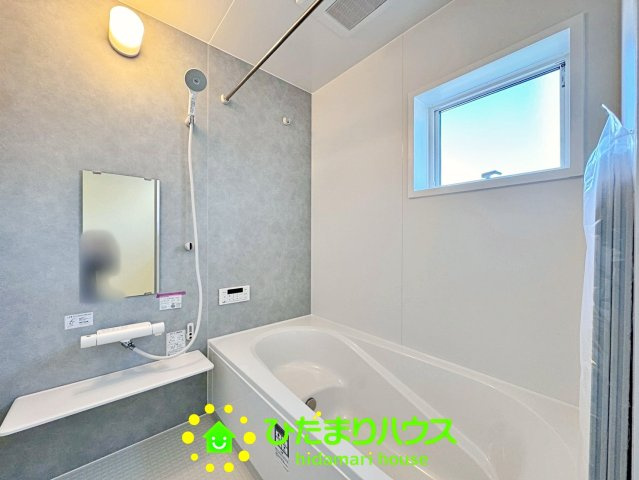 久喜栗原第2　新築一戸建て　03　リーブルガーデンの浴室