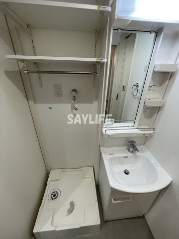 CLOUD 放出の洗面所