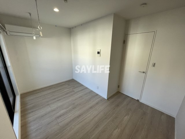 CLOUD 放出の内装