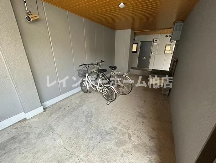 特典：仲介手数料が無料です!!のその他共用部分|駐輪場です