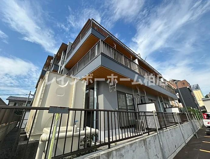 特典：仲介手数料が無料です!!のバルコニー|バルコニー側です