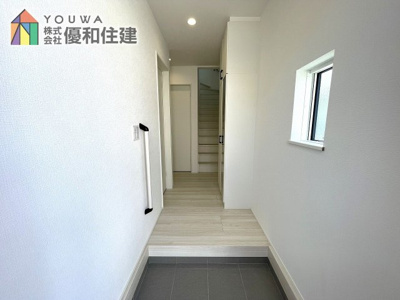 【玄関】 | 新築戸建　明石松が丘３丁目