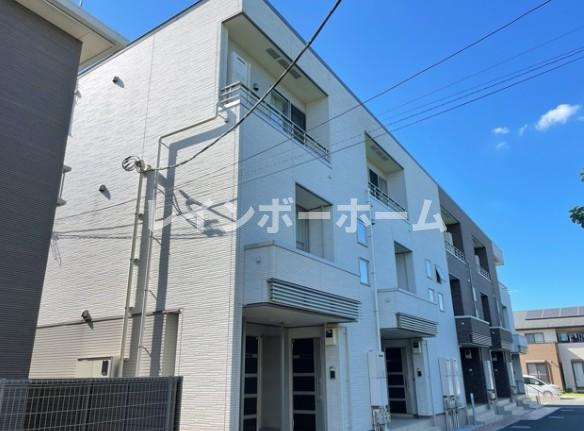 フラン・ブルーム