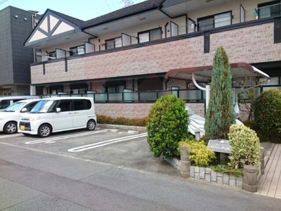 【駐車場】 | メゾンラフィネ