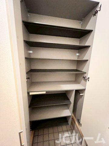 フィオーレ大潟 Ⅲの玄関