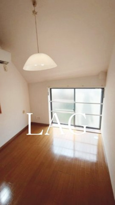 【居間・リビング】 | ライフピア大塚 | 洋室のお部屋です。