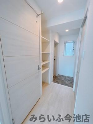 【玄関】 | アビタシオン今池マルシェ | 廊下