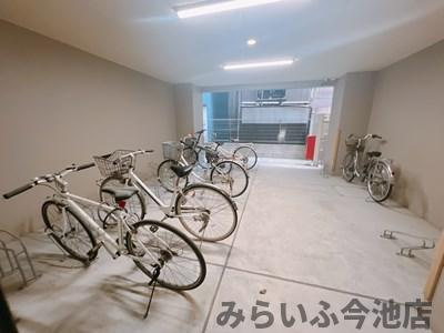 【駐車場】 | アビタシオン今池マルシェ | 駐輪場