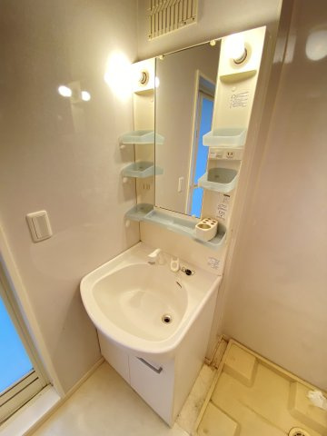 【独立洗面台】