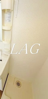 【設備】 | エスパス大山 | 室内洗濯機置き場です。